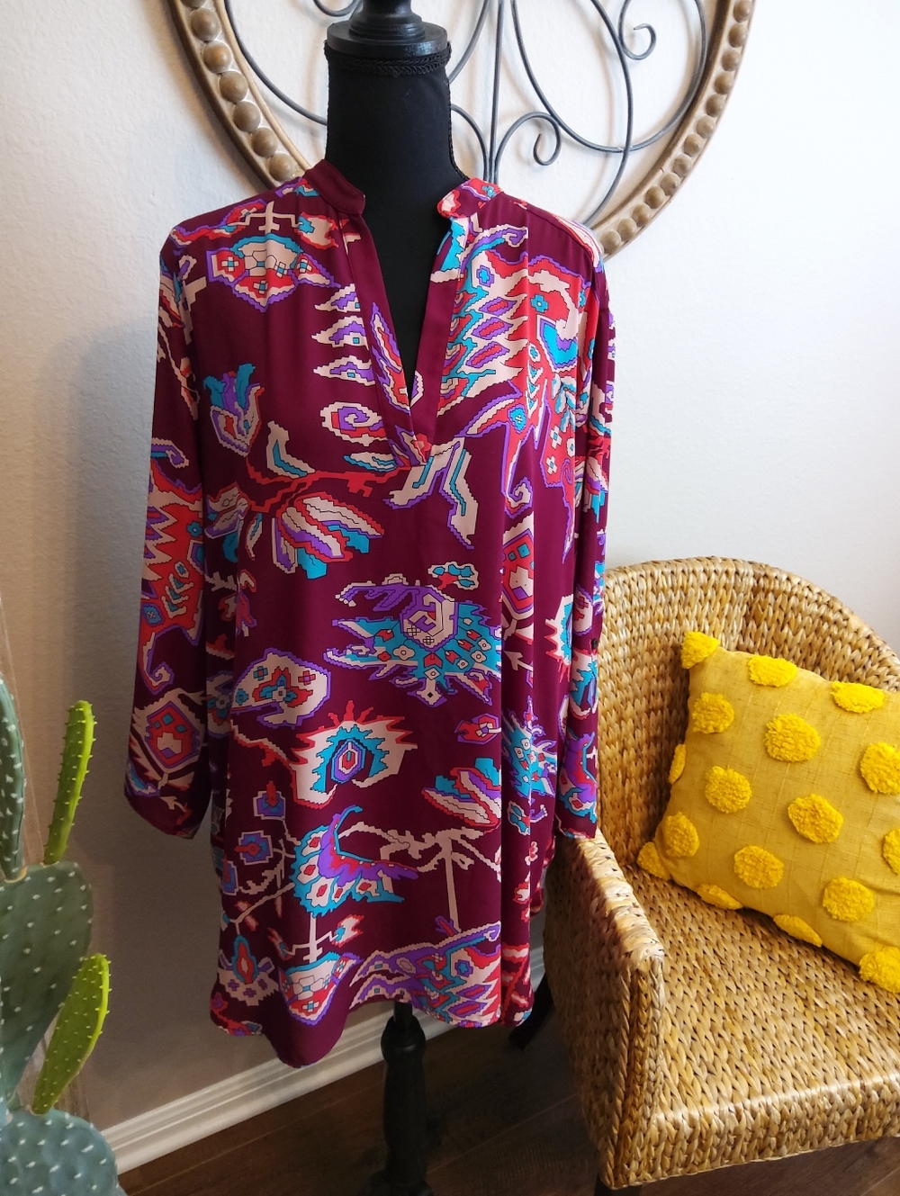 Gibson Latimer Maroon Multicolor Printed V-Neck Swimsuit Cover-up